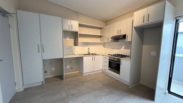 To Let 1 Bedroom Property for Rent in Table View Western Cape